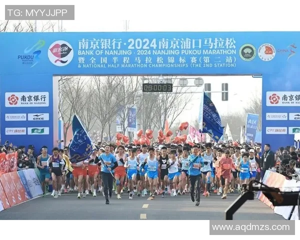 实时新闻南京城市马拉松点评飞盘队展现灵活性与团队协作的完美结合